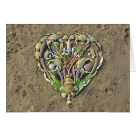 海岸のハートの自然の芸術