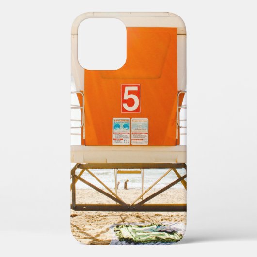 海岸の前の橙|だいだい}と白の小屋 Case-Mate iPhoneケース (裏面)