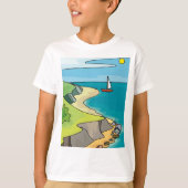 海岸の崖のビーチセイルボート Tシャツ (正面)