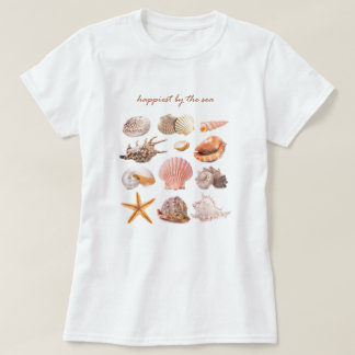 海岸の貝殻の美学 Tシャツ