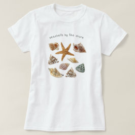 海岸の貝殻の美学 Tシャツ