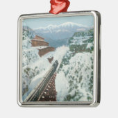 海岸の頂上の列車の眺め メタルオーナメント (左)