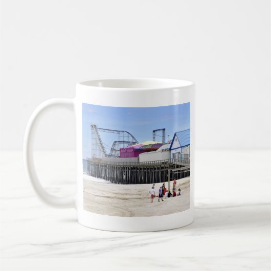 海岸の高さのジャージーの海岸 コーヒーマグカップ (左)