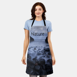 海岸沿いの小石と海 エプロン