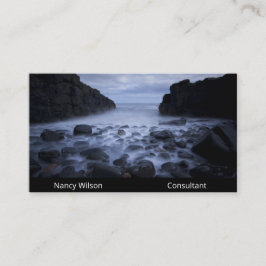 海岸沿いの小石と海 名刺