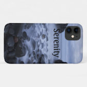 海岸沿いの小石と海 Case-Mate iPhoneケース (裏面(横))