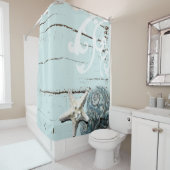 海岸沿いの納屋の木アクアブルーのヒトデの貝殻 シャワーカーテン (インサイチュ)