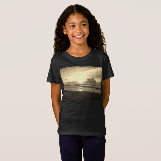 海日 Tシャツ (正面フル)