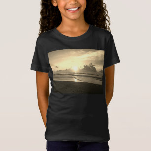 海日 Tシャツ