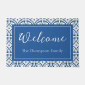 海沿い蓮のタイルのパターン – 白い蓮 ドアマット (正面)