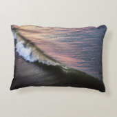 海波が昼間に岸に打ち寄せる アクセントクッション (裏面)