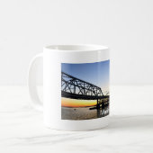 海洋のパークウェイ橋Gil Hodges コーヒーマグカップ (正面左)
