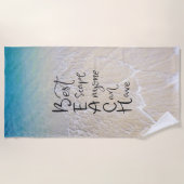 海洋波を持つビーチの略称のおもしろいのフォント ビーチタオル (正面)