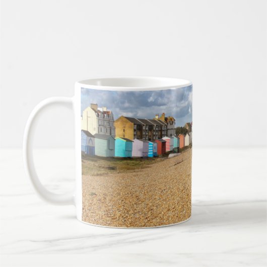 海浜リゾート地| Littlestone、ケント コーヒーマグカップ (左)