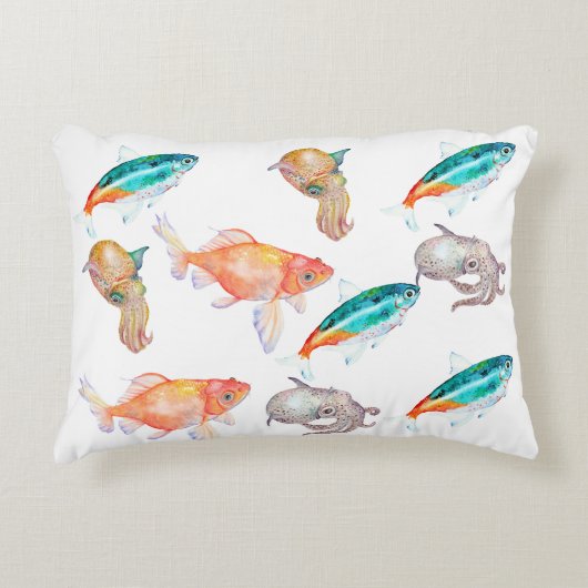 海獣模様 アクセントクッション (正面)