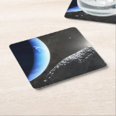 海王星の小さな月のカバ。 スクエアペーパーコースター (アングル)