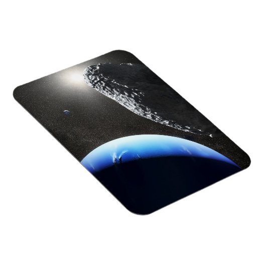 海王星の小さな月のカバ。 マグネット (右側)