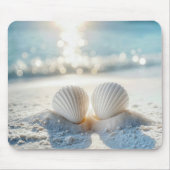 海砂の白い貝殻 マウスパッド (正面)