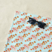 海老の海の魚のサンゴの水彩模様 ビーチタオル (インサイチュ)