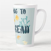 海聞、地球の日、海の動物へ カフェラテマグ (右)