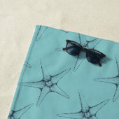 海航海の中のモダンヒトデ ビーチタオル (インサイチュ)