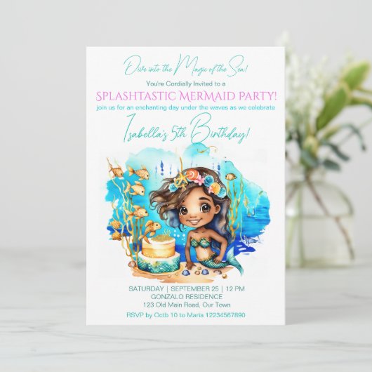 海茶色の肌の下の人魚かわいい女の子のパーティー 招待状 (スタンド正面)