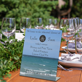 海表示ビーチリハーサルディナーメニュー 台座サイン