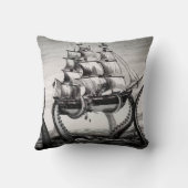 海賊か帆船20"を握るKraken枕 クッション (裏面)