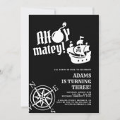 海賊の仲間よ!黒い海賊船のコンパス誕生日 招待状 (正面)