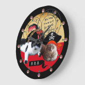 海賊の猫とアンティークの宝物マップ ラージ壁時計 (傾斜)