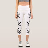 海賊旗のスカルが剣を渡り カプリレギンス (正面)