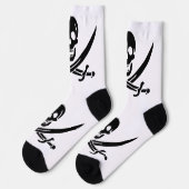 海賊旗のスカルが剣を渡り ソックス (左)