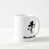 海賊結果に基づく コーヒーマグカップ (正面右)