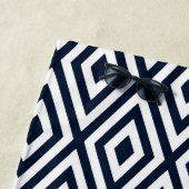 海軍および白くストライプのなモノグラムの航海のないかり ビーチタオル (インサイチュ)