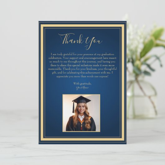 海軍とエレガント金ゴールドの卒業サンキューカード 招待状 (スタンド正面)