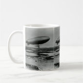 海軍Chathamに飛ぶ海軍Bクラスの軟式小型飛行船 コーヒーマグカップ (左)