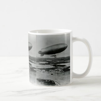 海軍Chathamに飛ぶ海軍Bクラスの軟式小型飛行船 コーヒーマグカップ