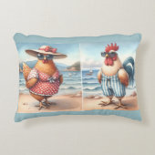 海辺で水着を着た鶏 アクセントクッション (正面)