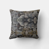 海辺の岩が反射した クッション (裏面)