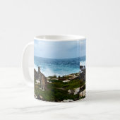 海辺の岩の上のワラビー、コーヒーマグ コーヒーマグカップ (正面左)