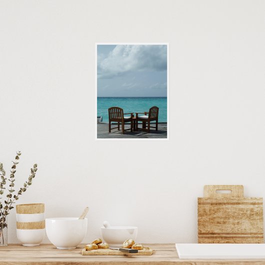 海辺の波止場の椅子 ポスター (キッチン)