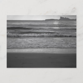 海辺の風景を持つ白黒の写真 ポストカード