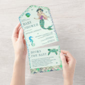 海造幣局の緑の人魚の赤ちゃんシャワーの下で オールインワン招待状 (貼ってはがせる)