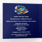 海馬サンゴ礁の島の海の沿岸シック 三つ折り招待状 (内部最初)