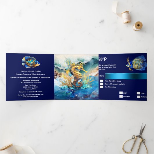 海馬サンゴ礁の島の海の沿岸シック 三つ折り招待状 (内部)