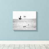 海8x10の上に黒と白の茶色のペリカン キャンバスプリント (インサイチュ (ウッドフロア))