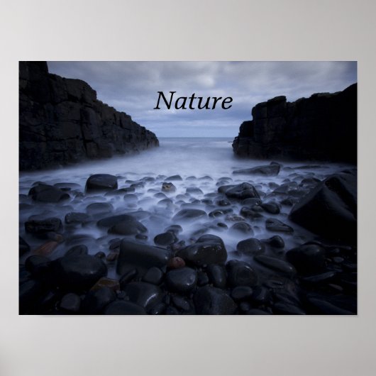 海・ショアライン・ポスターに沿った小石 ポスター (正面)
