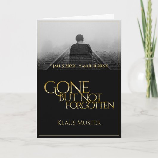 消えていたが忘れない – 暗い金ゴールド カード (正面)