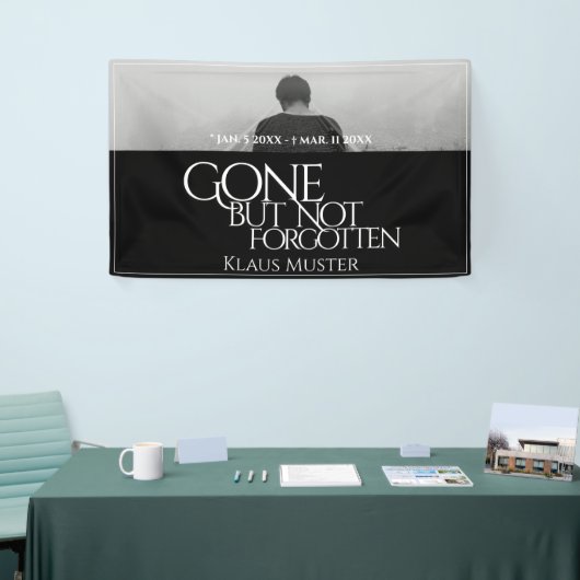 消えてない忘れ – 暗色 横断幕 (トレードショー)