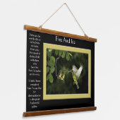 消防ハミングバード食べ物を与えベビー 吊り下げ型タペストリー (傾斜あり)